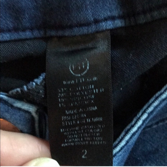 Fashion to Figure Jeggings - Picture 4 of 8